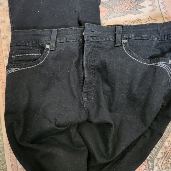 Style &Co Jean's - Picture 3 of 3